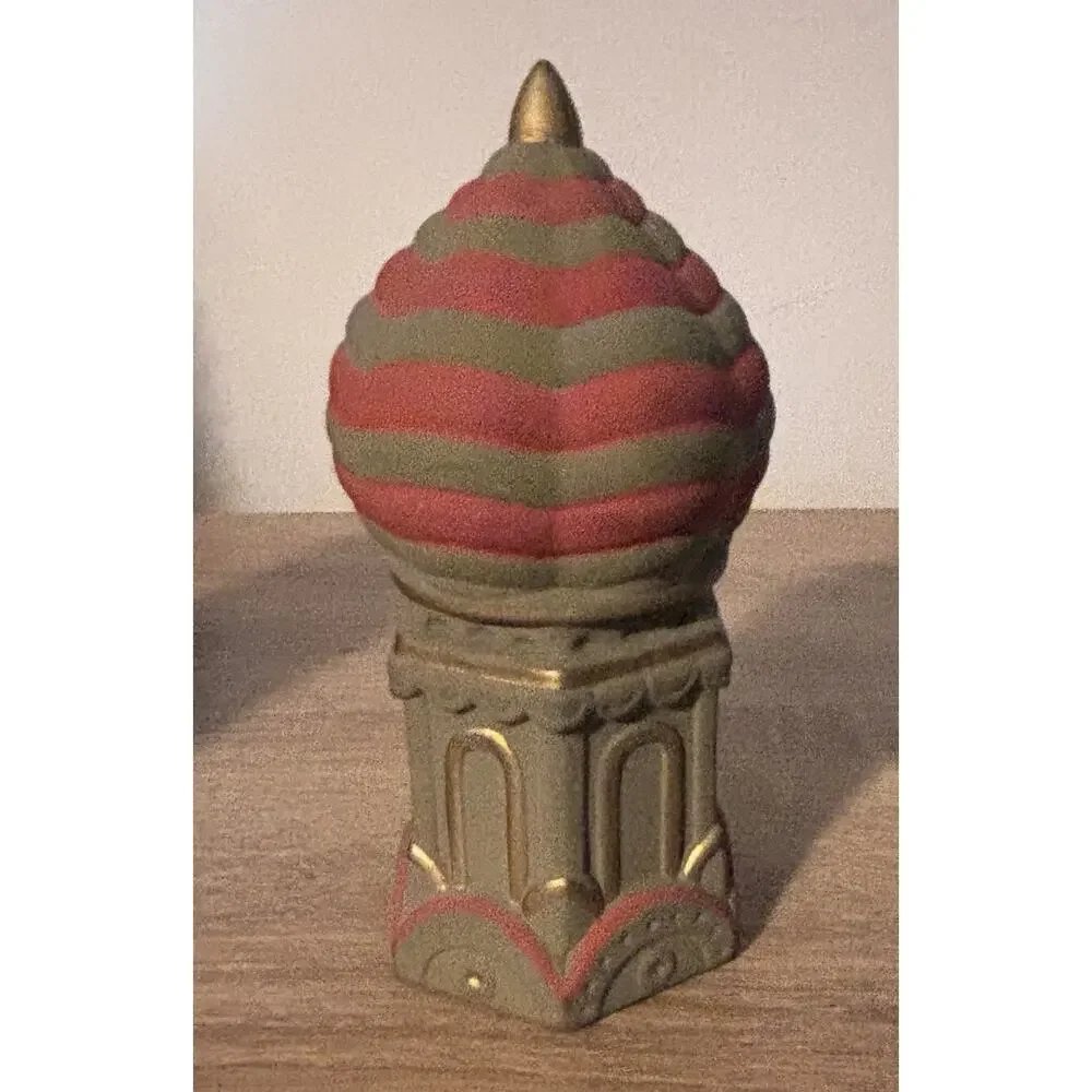 Stolichnaya Vodka Russian Onion Dome Promo Souvenir Ceramic Bar Decor